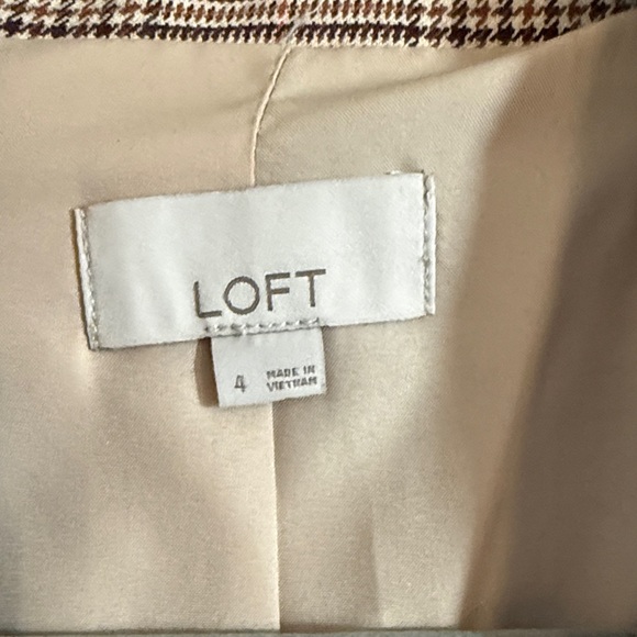 LOFT Women's Plaid Double-Breasted Blazer - Picture 3 of 4